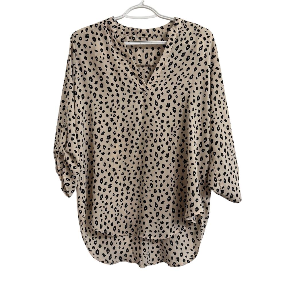 No Brand Size Medium Women's 3/4 Sleeve Blouse White Cheetah Print Pullover